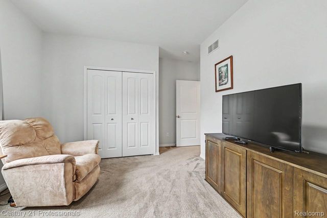 49455 Messara Drive, Macomb Township, MI 48042