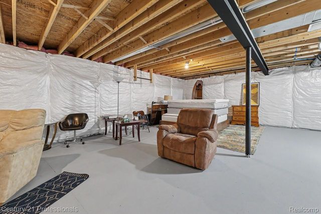 49455 Messara Drive, Macomb Township, MI 48042