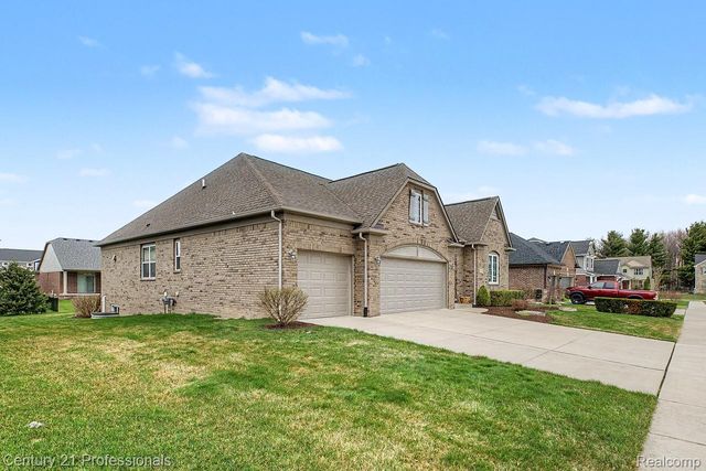 49455 Messara Drive, Macomb Township, MI 48042
