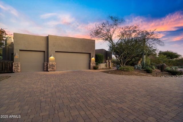 8670 E Arroyo Hondo Road, Scottsdale, AZ 85262