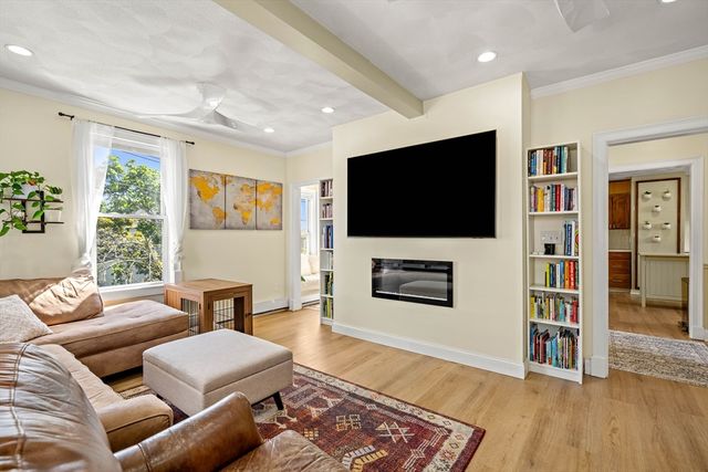 22 Beach Ave, Swampscott, MA 01907