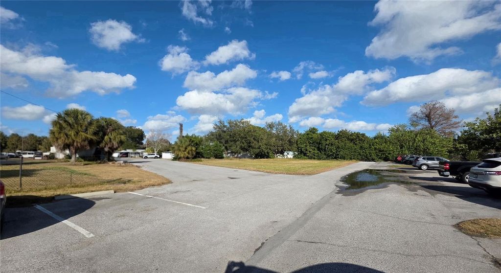 Image 3 of property listing at 6740 PARK STREET S, South Pasadena, FL 33707