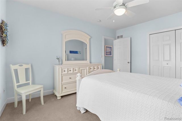 31 Kreger Drive, Wyandotte, MI 48192