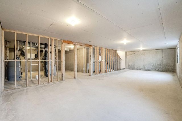 4984 Blake Way, Woodbury, MN 55129