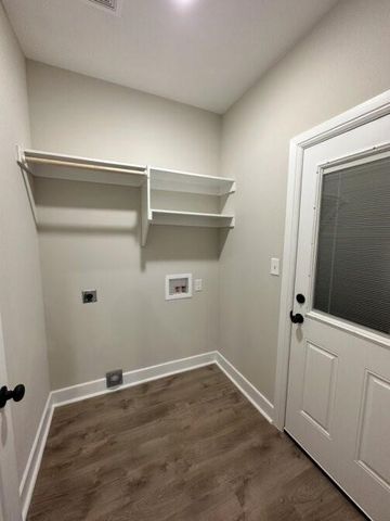 914 W Baker Street, Denison, TX 75020