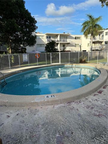7701 SW 88th St B224, Miami, FL 33156