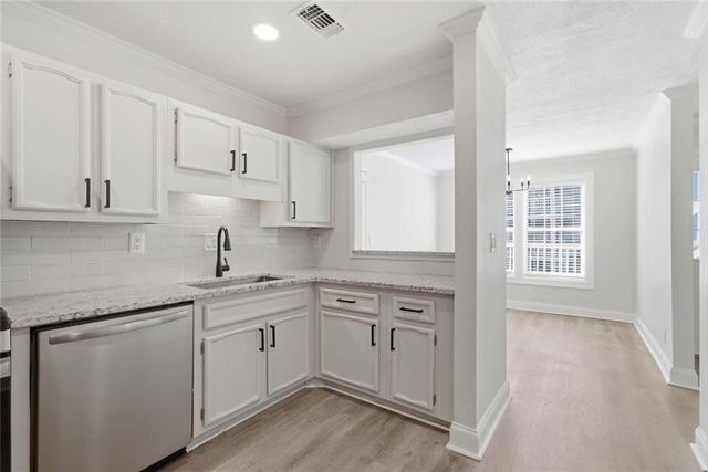 402 SE Countryside SE Place 402, Smyrna, GA 30080