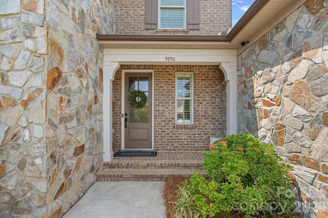 9896 Manor View Drive NW, Concord, NC 28027
