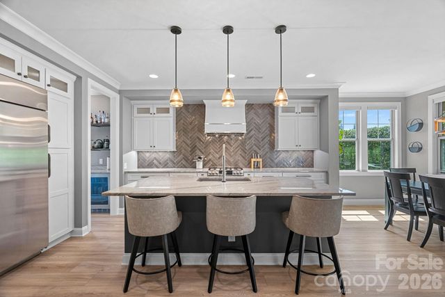 9896 Manor View Drive NW, Concord, NC 28027