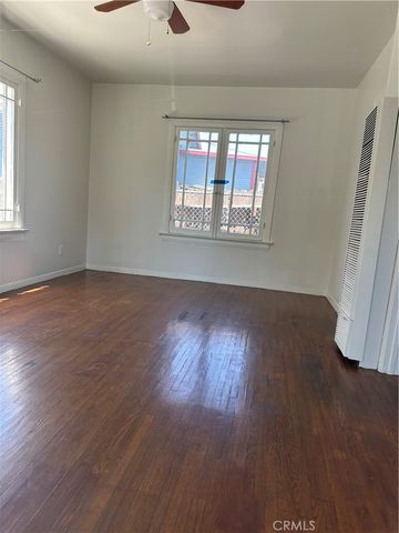 2134 Magnolia, Los Angeles, CA 90007