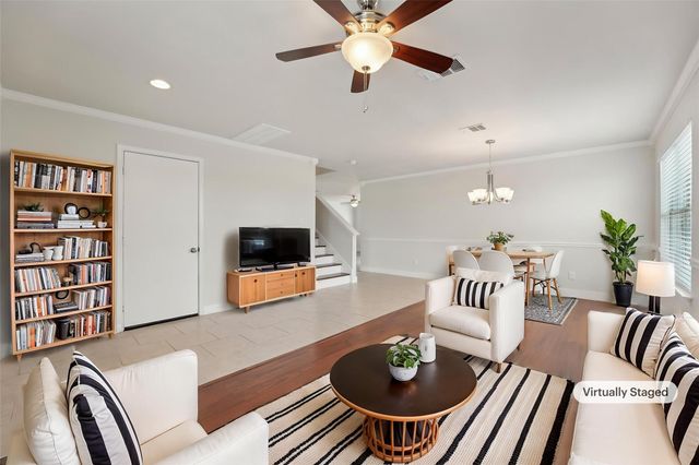 100 Blanco Woods BLVD, Elgin, TX 78621