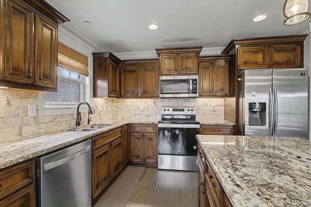 177 Pima Trl, Lebanon, TN 37087