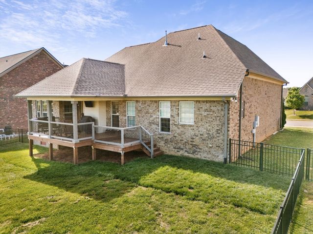 177 Pima Trl, Lebanon, TN 37087