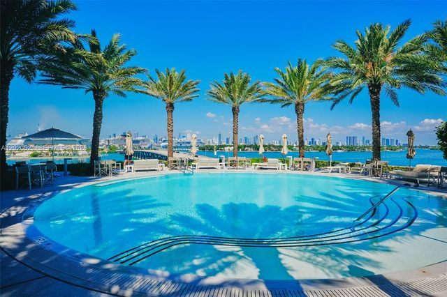 450 Alton Rd 2810, Miami Beach, FL 33139