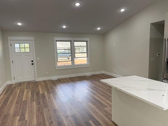 420 West Street, Muskegon, MI 49442