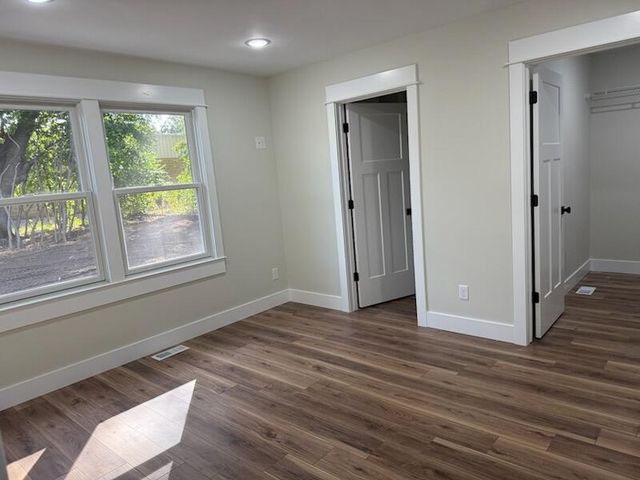 420 West Street, Muskegon, MI 49442