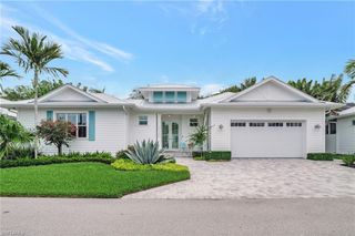 2120 Curtis ST, Naples, FL 34112