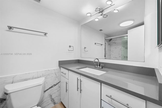 177 Ocean Lane Dr 106, Key Biscayne, FL 33149