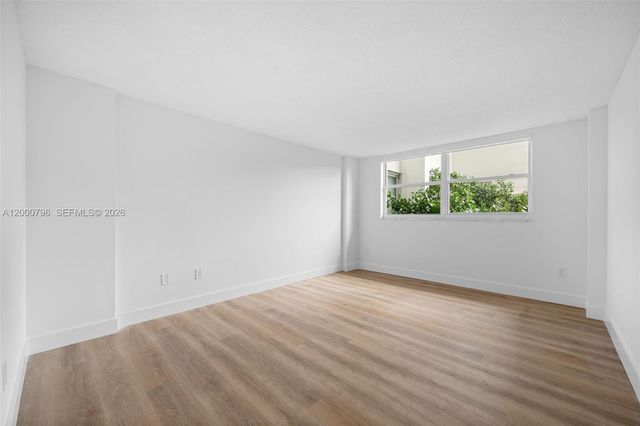 177 Ocean Lane Dr 106, Key Biscayne, FL 33149