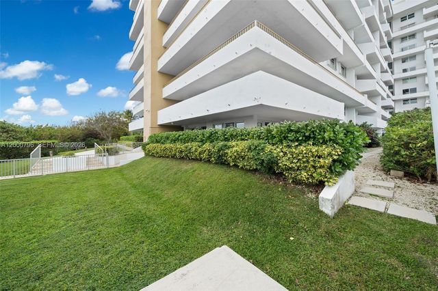 177 Ocean Lane Dr 106, Key Biscayne, FL 33149