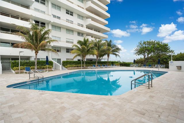 177 Ocean Lane Dr 106, Key Biscayne, FL 33149