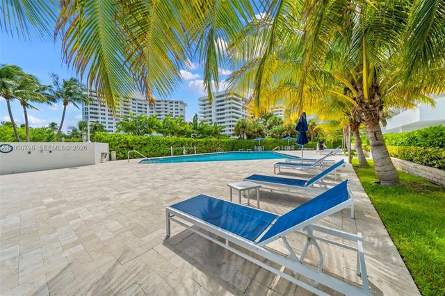 177 Ocean Lane Dr 106, Key Biscayne, FL 33149
