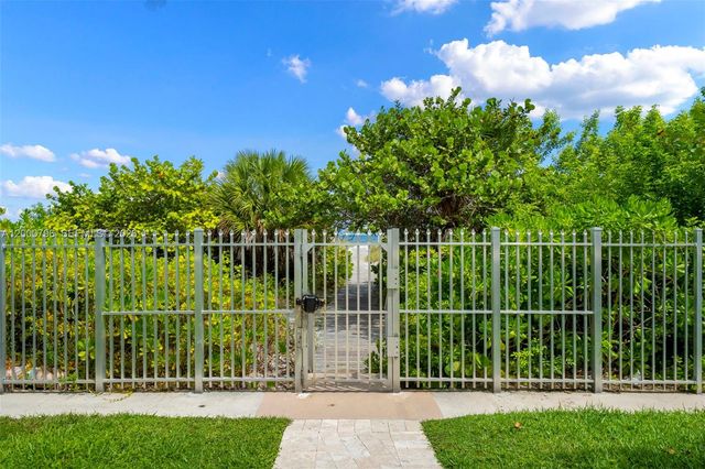 177 Ocean Lane Dr 106, Key Biscayne, FL 33149