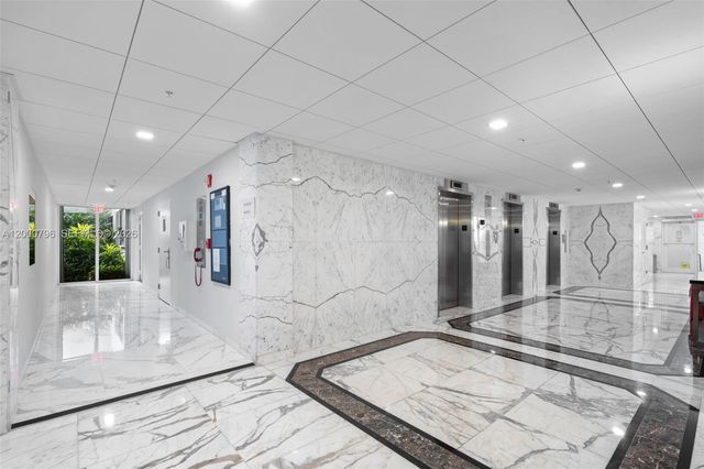 177 Ocean Lane Dr 106, Key Biscayne, FL 33149