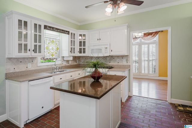 3888 RIPPLE LEAF CIRCLE, Hoover, AL 35216