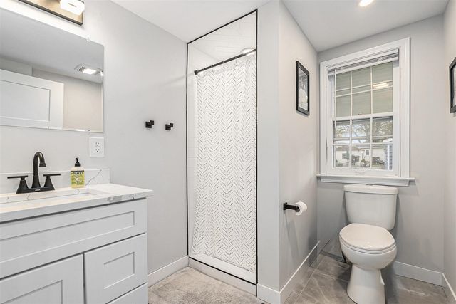 1128 California Street, Grand Rapids, MI 49504