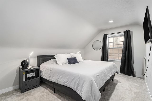 1128 California Street, Grand Rapids, MI 49504