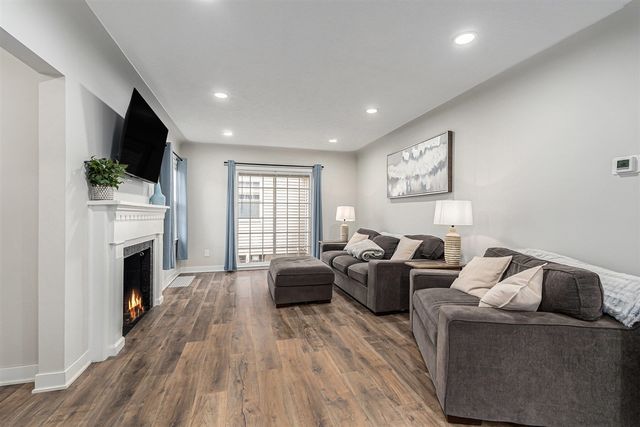 1128 California Street, Grand Rapids, MI 49504