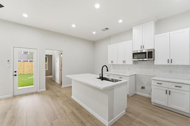 4354 Clover Street A, Houston, TX 77051