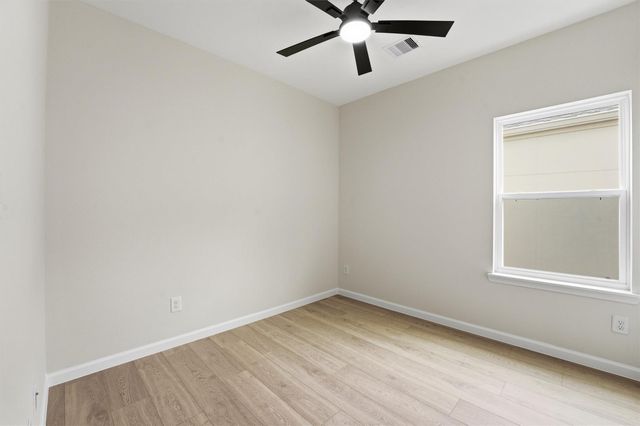 4354 Clover Street A, Houston, TX 77051