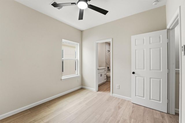 4354 Clover Street A, Houston, TX 77051