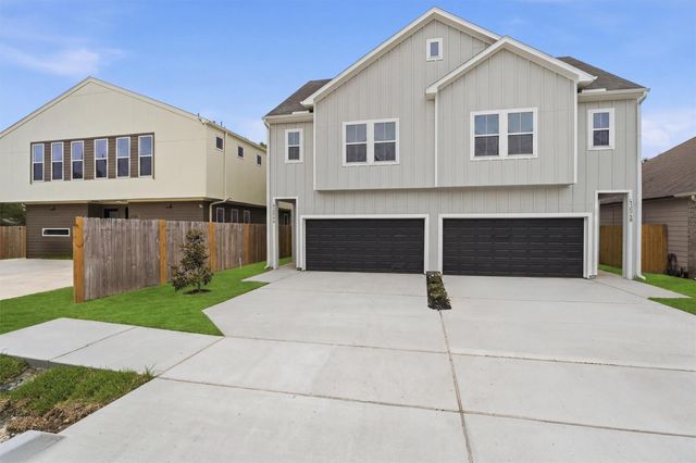 4354 Clover Street A, Houston, TX 77051