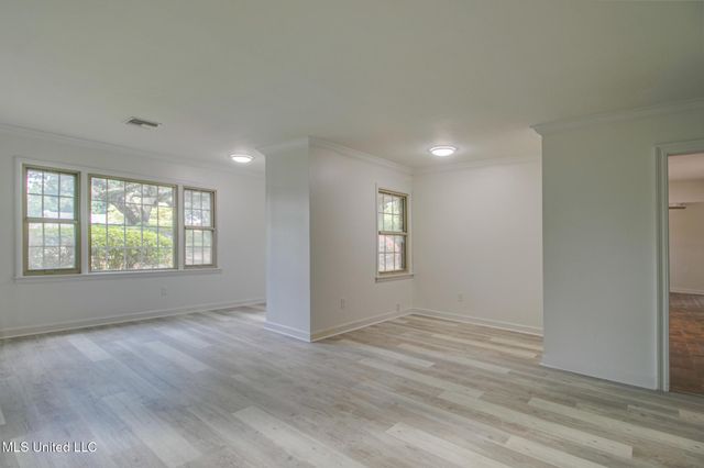 21 Woodglen Drive, Gulfport, MS 39507