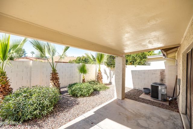 542 S HIGLEY Road 104, Mesa, AZ 85206