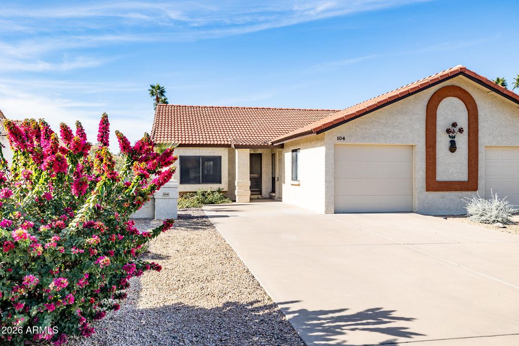 542 S HIGLEY Road 104, Mesa, AZ 85206