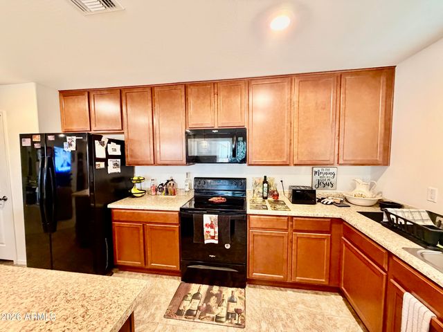 40556 W JAMES Lane, Maricopa, AZ 85138