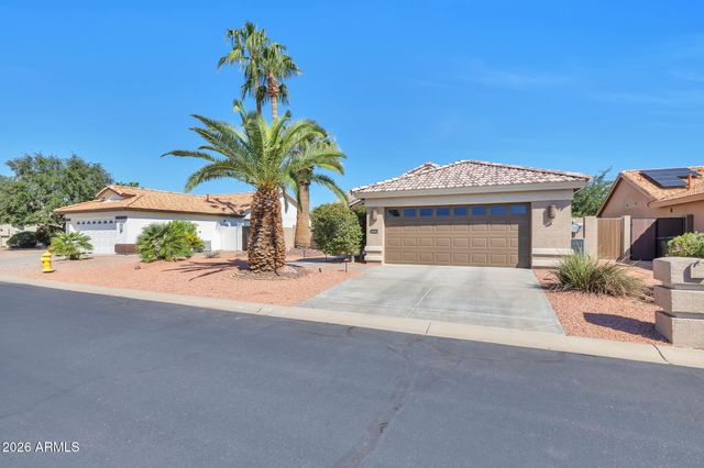 14966 W WHITTON Avenue, Goodyear, AZ 85395