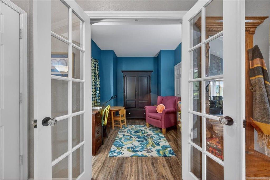 Image 10 of property listing at 4172 W Regency Avenue, Fresno, CA 93722