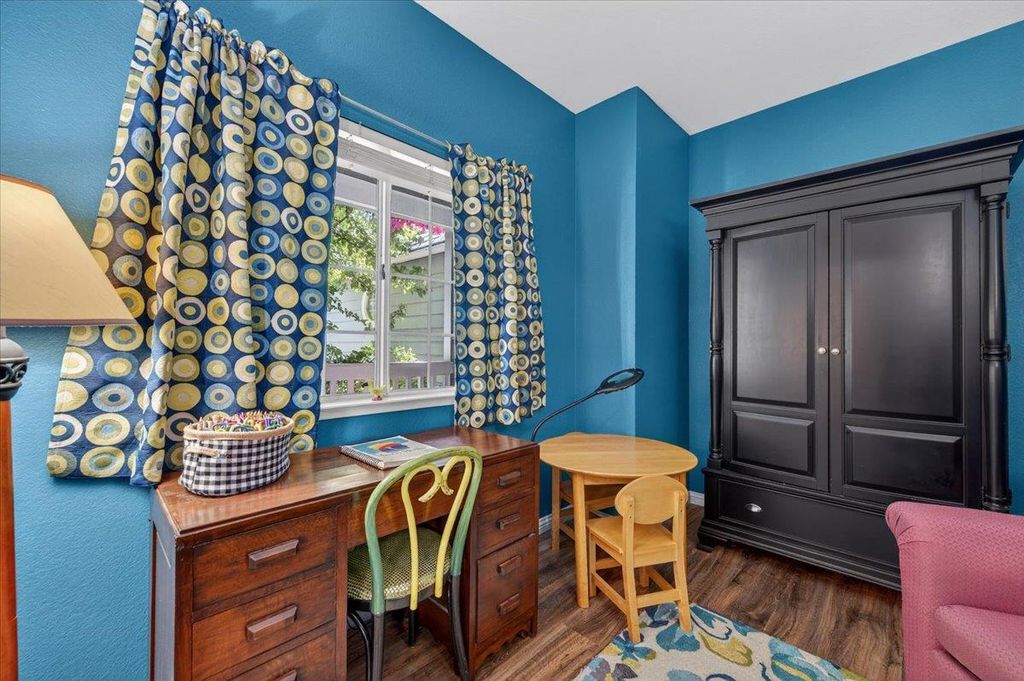 Image 11 of property listing at 4172 W Regency Avenue, Fresno, CA 93722