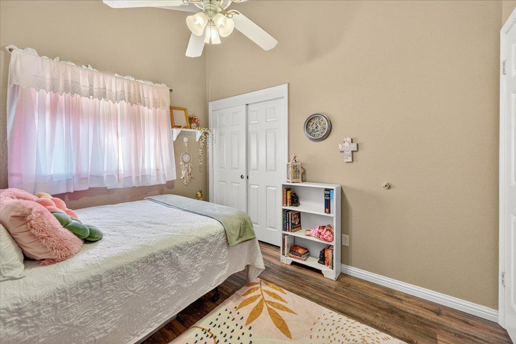 Image 25 of property listing at 4172 W Regency Avenue, Fresno, CA 93722
