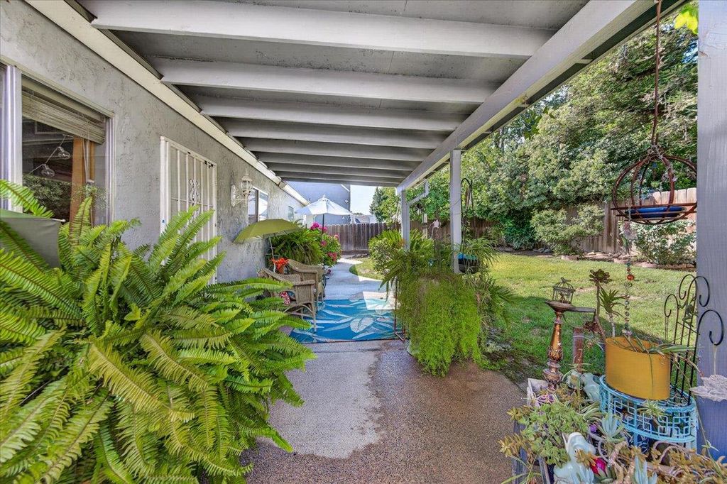 Image 30 of property listing at 4172 W Regency Avenue, Fresno, CA 93722