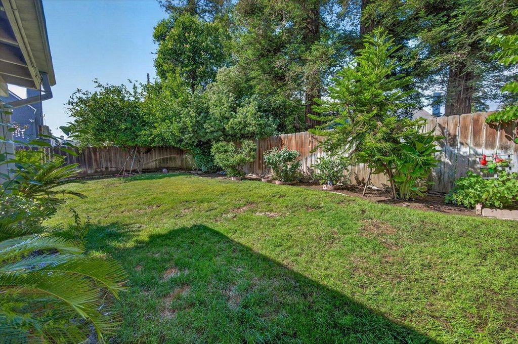Image 33 of property listing at 4172 W Regency Avenue, Fresno, CA 93722