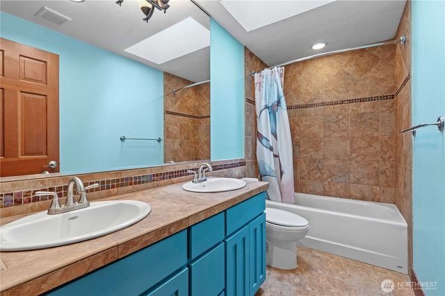 16405 86th Street E, Sumner, WA 98390