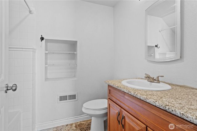 16405 86th Street E, Sumner, WA 98390