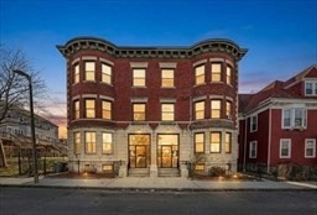 31 Homestead 1, Boston, MA 02121