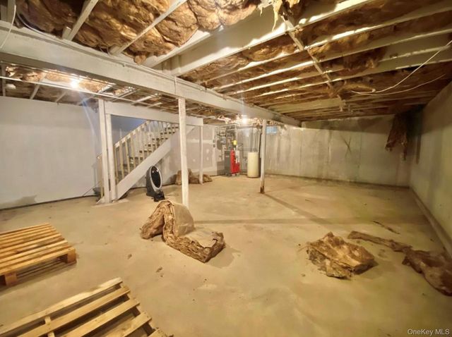 7 Penny Lane 2, Newburgh, NY 12550